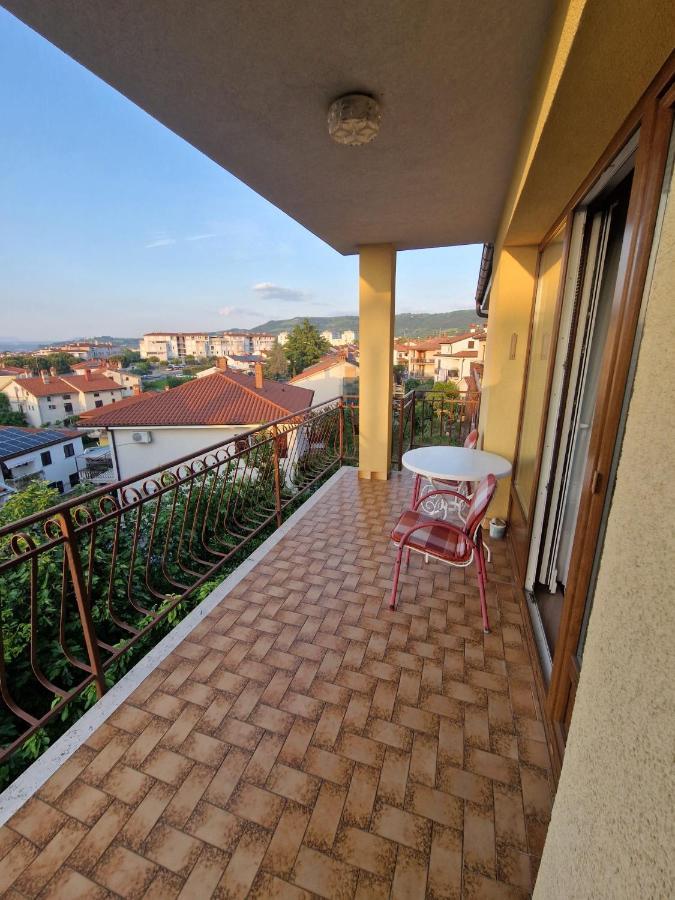 Apartma Stimec อิซอลา ภายนอก รูปภาพ